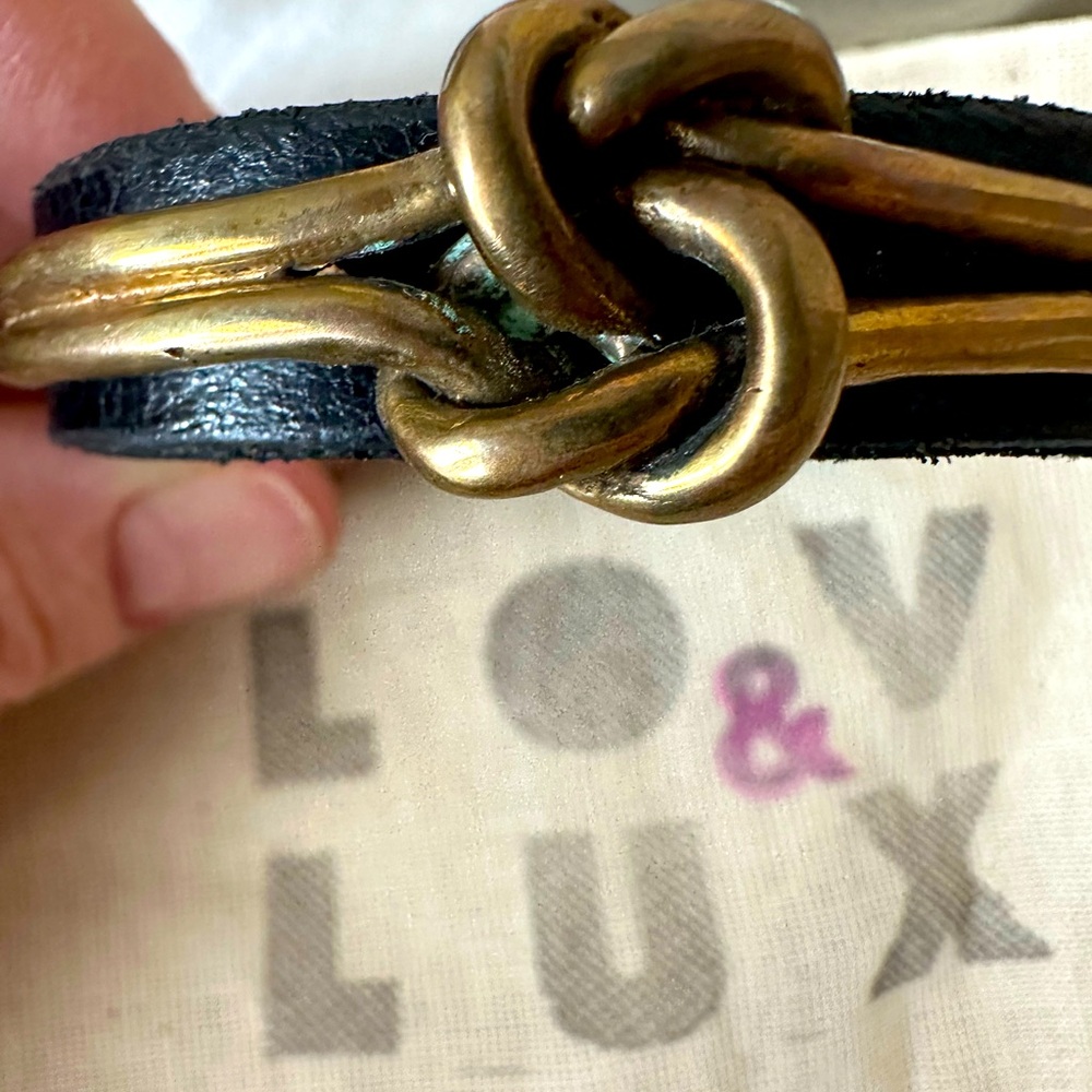 Love & Luxe Black Leather / Brass Bracelet - Picture 3 of 9